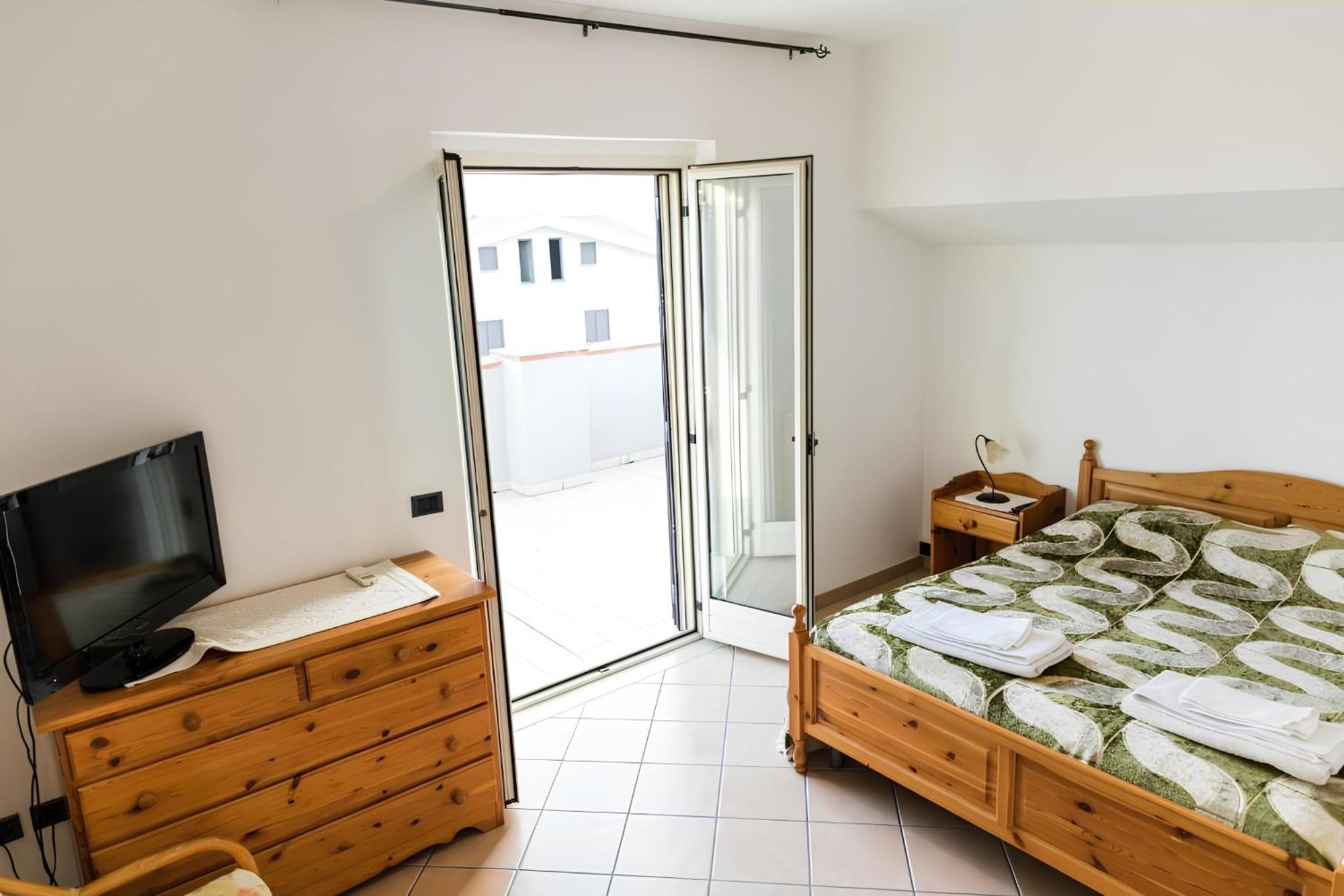 Torre Ancinale Bed & Breakfast Soverato Marina Dış mekan fotoğraf